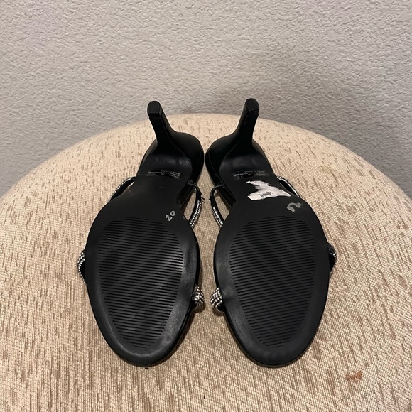 Steven Madden Look Alikes- black rhinestone Steleto Slip on sandal heal Size 7- - Picture 4 of 6